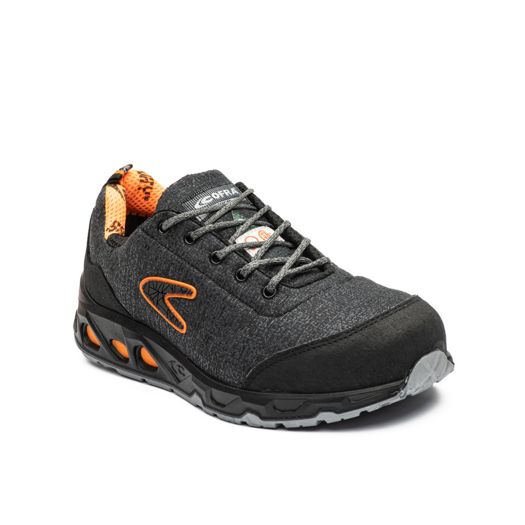 Nike sales safety trainers